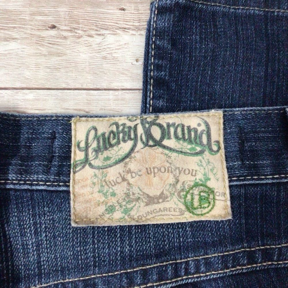 Woman’s Lucky Brand Southside Rider Mid Rise Button Fly Boot Cut Jeans - Picture 11 of 11